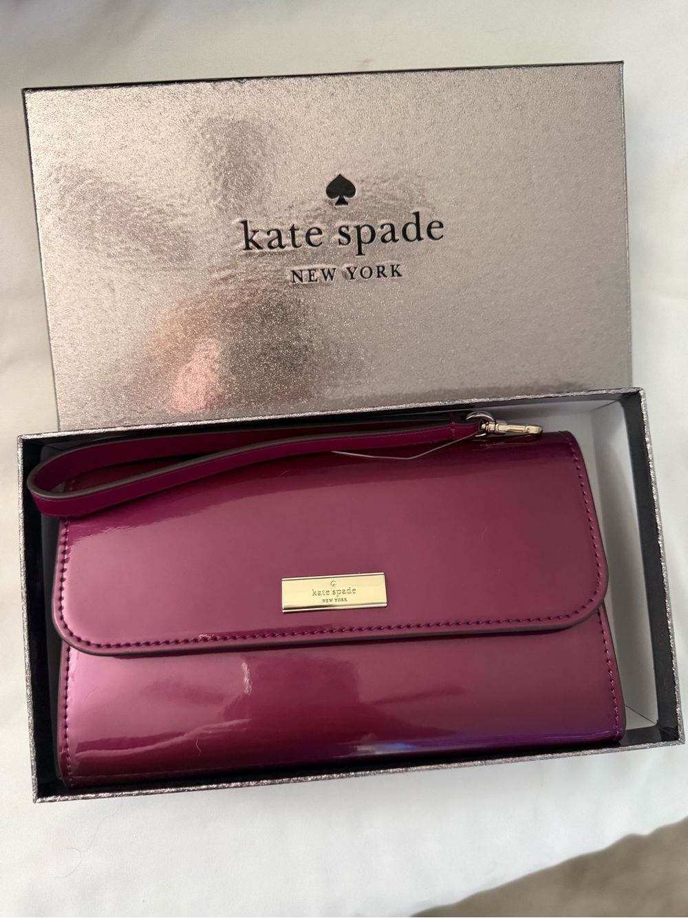 kate spade Patent Leather Wristlet in Deep Raspberry